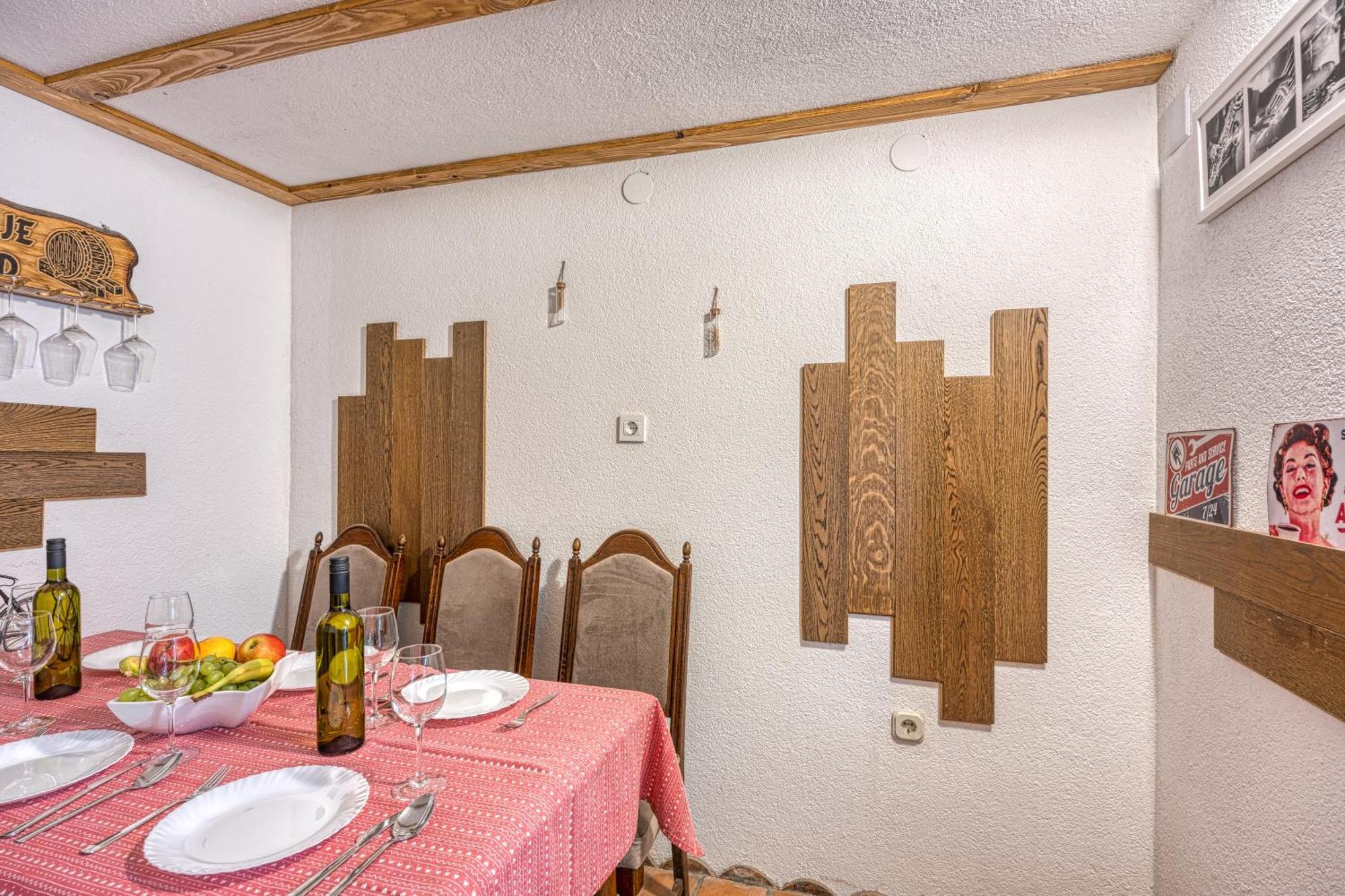 Holiday Home Primus ยาสเตรบาร์สโก ภายนอก รูปภาพ