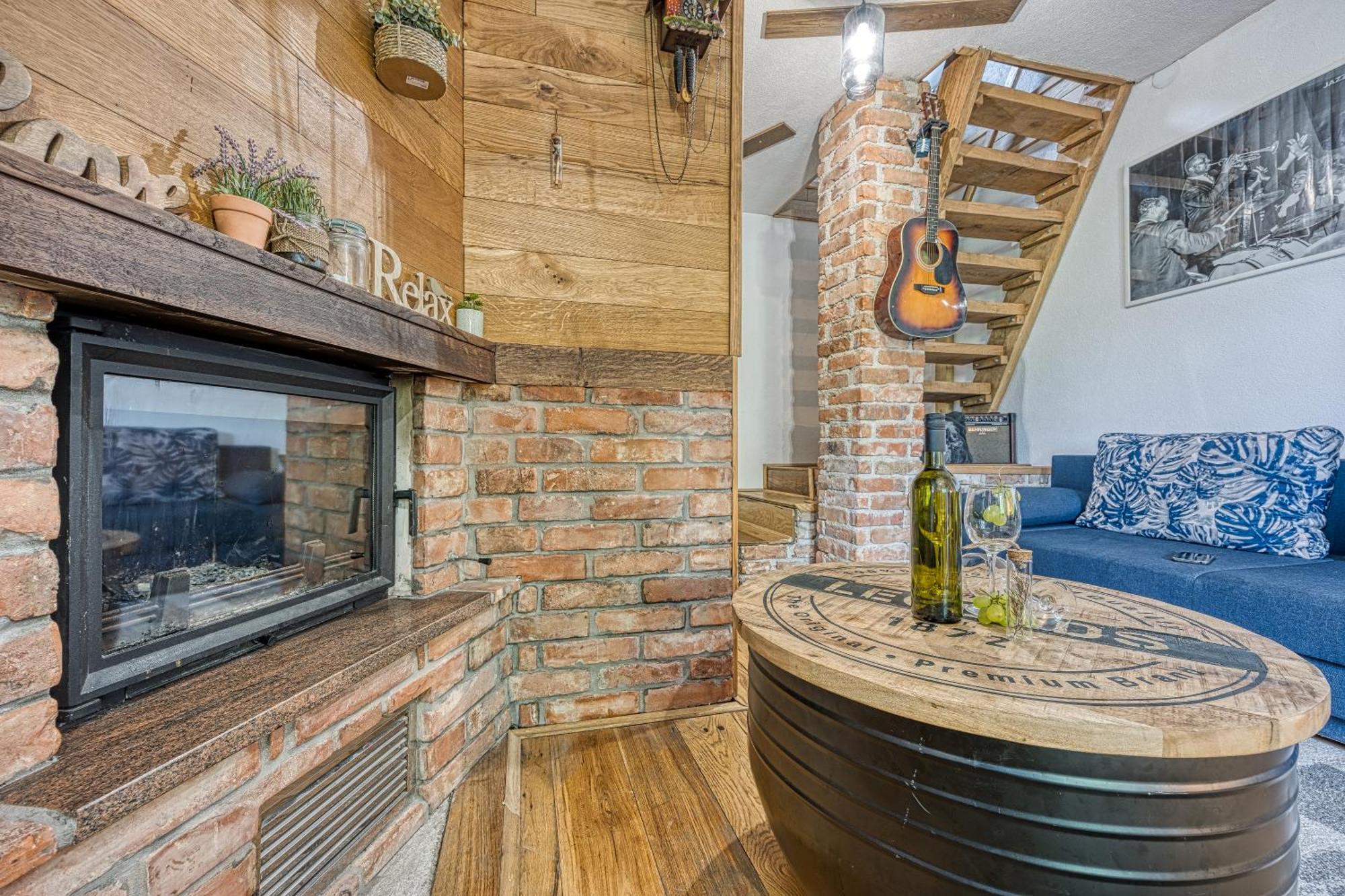 Holiday Home Primus ยาสเตรบาร์สโก ภายนอก รูปภาพ