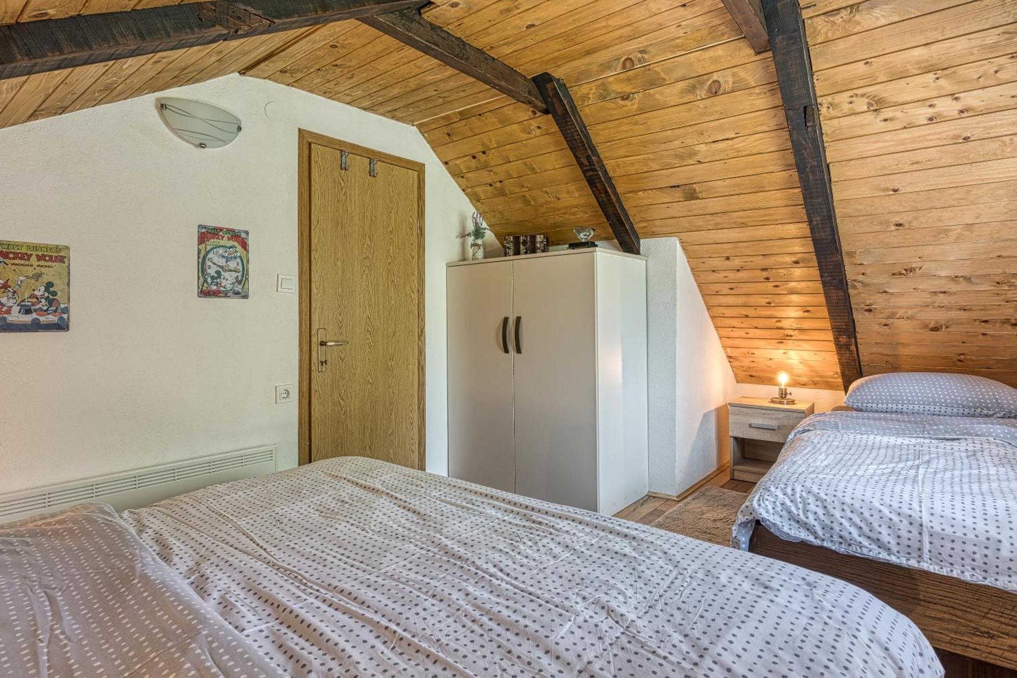 Holiday Home Primus ยาสเตรบาร์สโก ภายนอก รูปภาพ