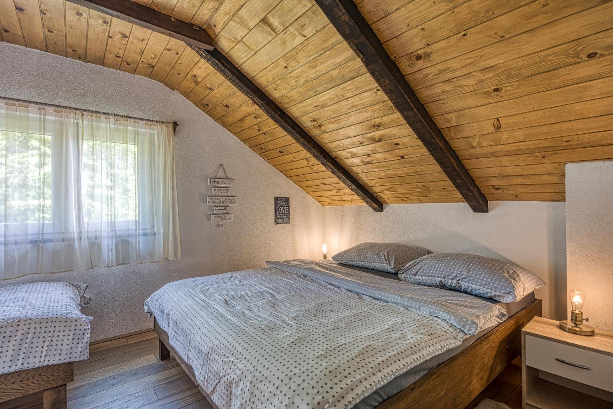 Holiday Home Primus ยาสเตรบาร์สโก ภายนอก รูปภาพ