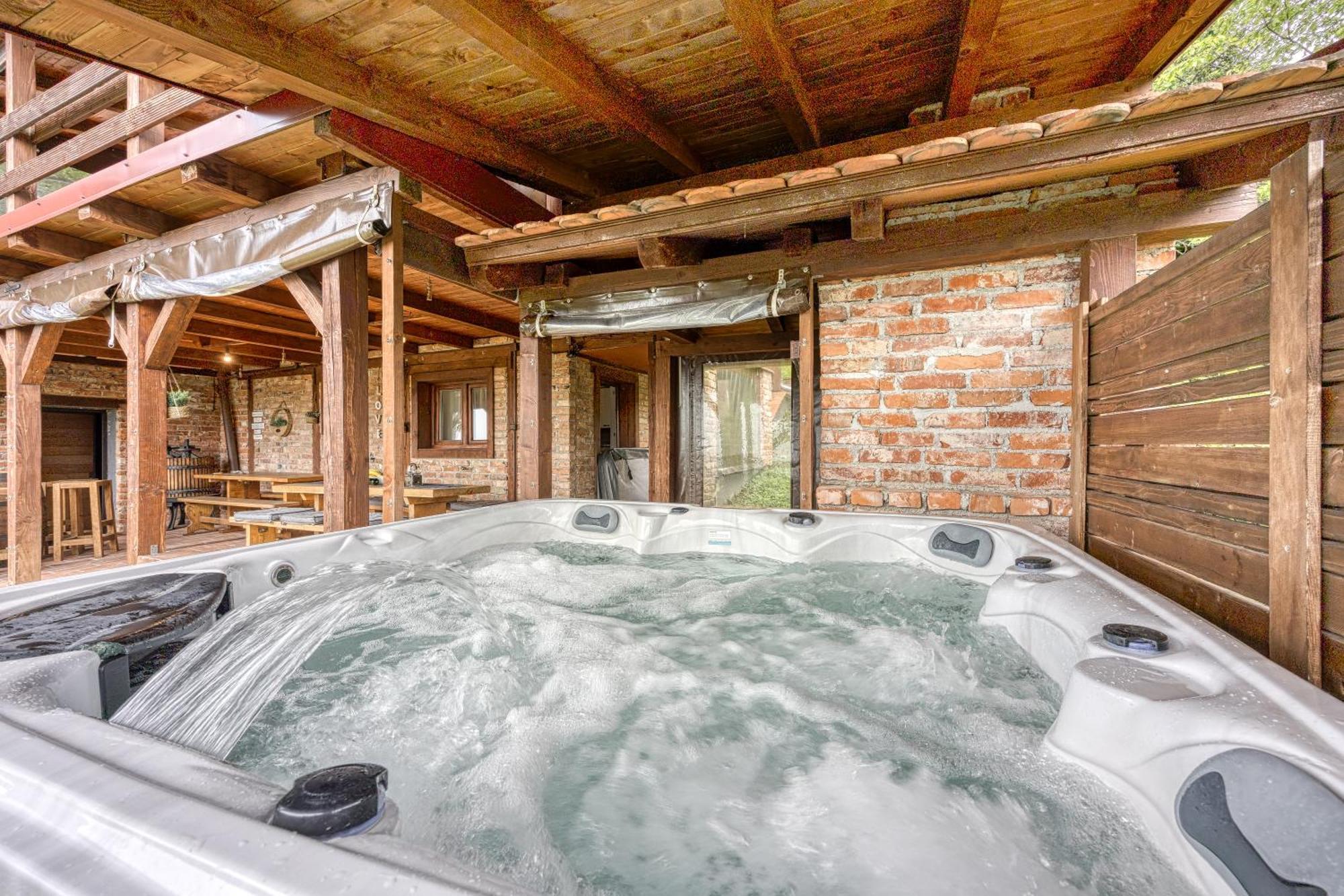 Holiday Home Primus ยาสเตรบาร์สโก ภายนอก รูปภาพ