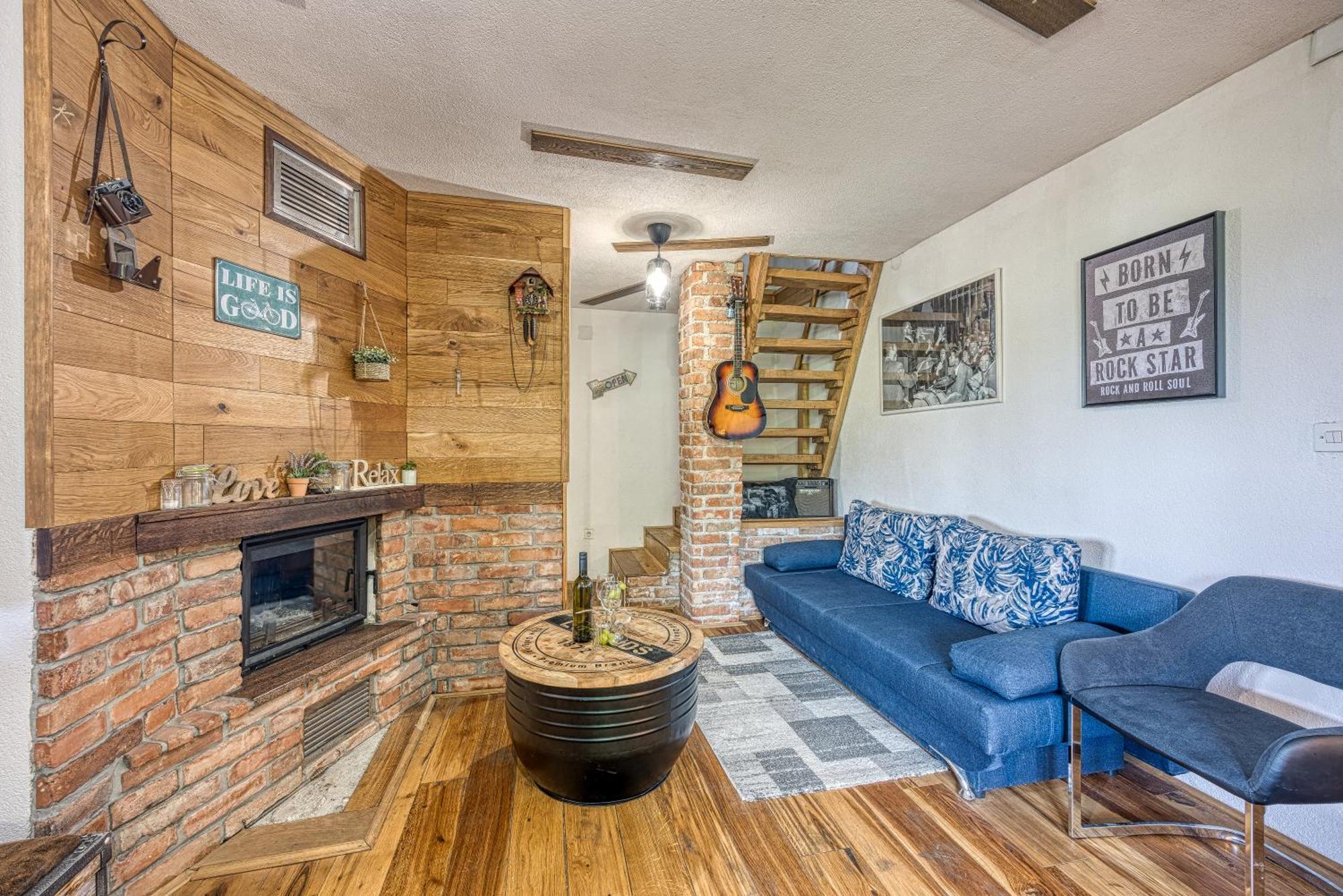 Holiday Home Primus ยาสเตรบาร์สโก ภายนอก รูปภาพ